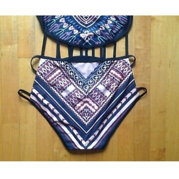 Swimsuit One Piece Size XL - Picture 7 of 11